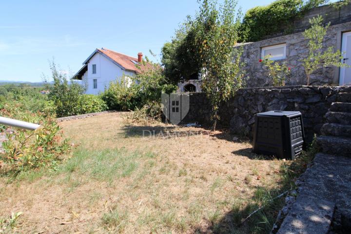 Viškovo, Familienhaus mit zwei Wohnungen