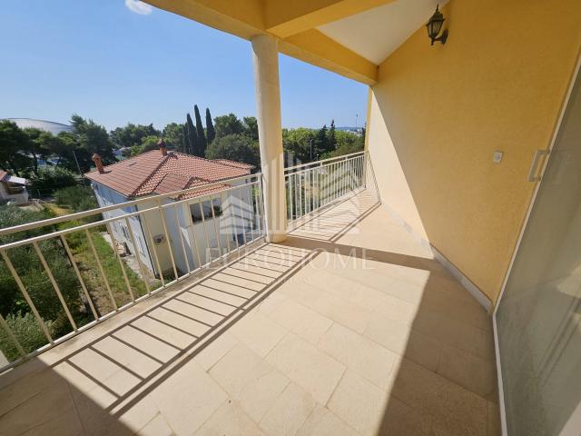 Haus Višnjik, Zadar, 1.104m2