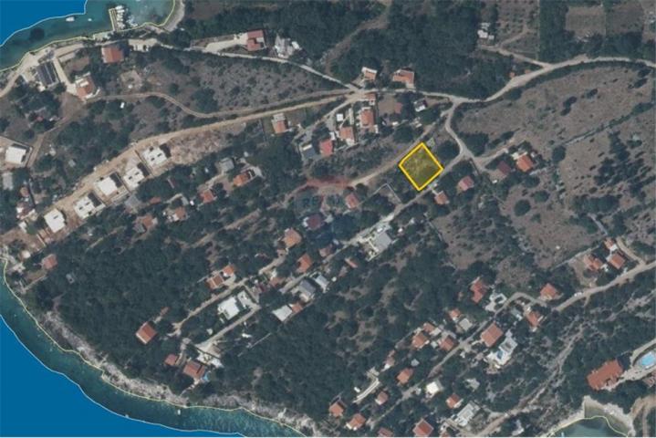 Land Pag, 687m2