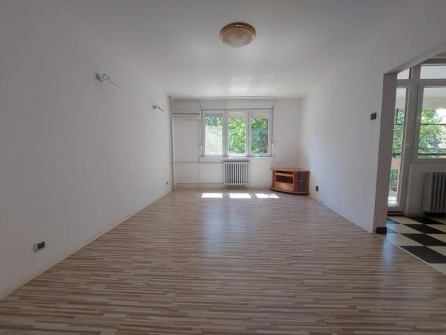 Zemun - Meandri - Zagorska, 2, 5 s, 71 m2, plus terasa 9 m2