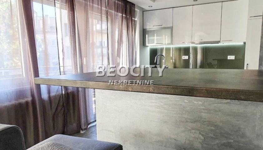 Vračar, Hram Svetog Save, , 3. 0, 81m2, 1400EUR