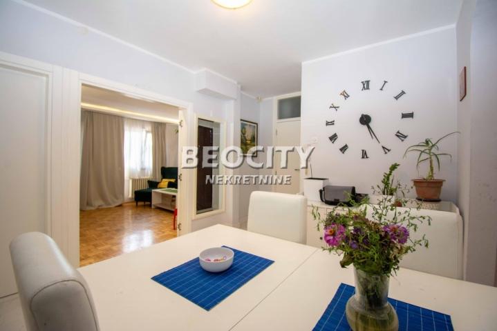 Rakovica, Labudovo brdo, Serdara Janka Vukotića, 3. 0, 72m2, 129000EUR