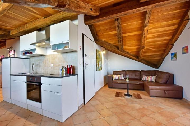 ISTRIA, POREČ - Two-room apartment with a sea view