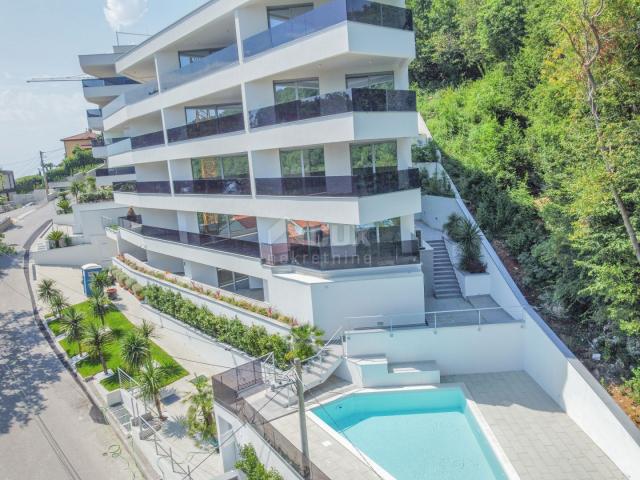 OPATIJA, CENTAR - odličan penthouse u novogradnji s pogledom na more, zajednički bazen, garaža 