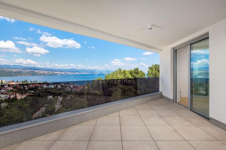 OPATIJA, CENTAR - odličan penthouse u novogradnji s pogledom na more, zajednički bazen, garaža 