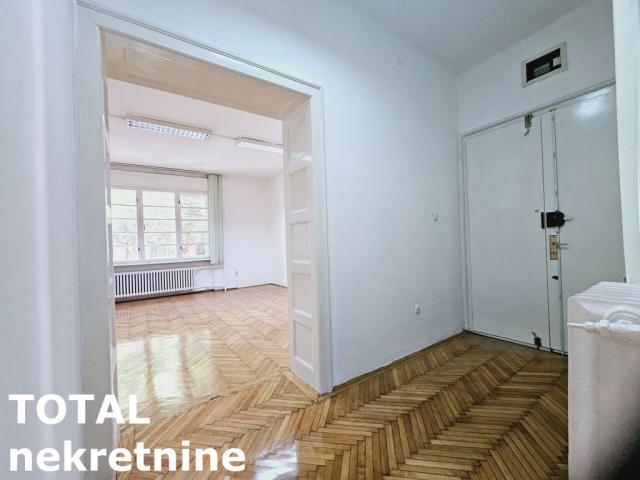 3 Trosoban stan NOVI SAD, 298000€