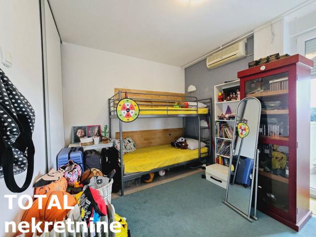 2. 5 Dvoiposoban stan NOVI SAD, 154000€