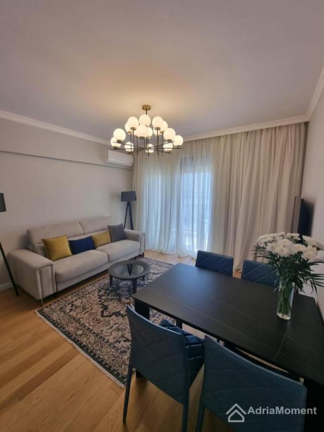 1-soban apartman u Allure hotelu - Budva crntar