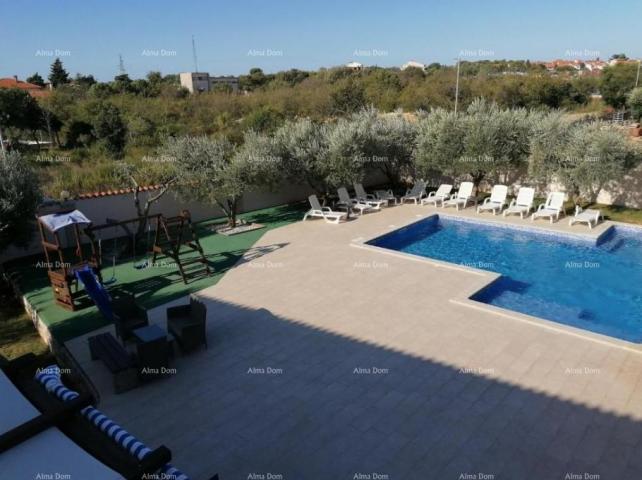 House A beautiful villa with a pool in Banjole is for sale