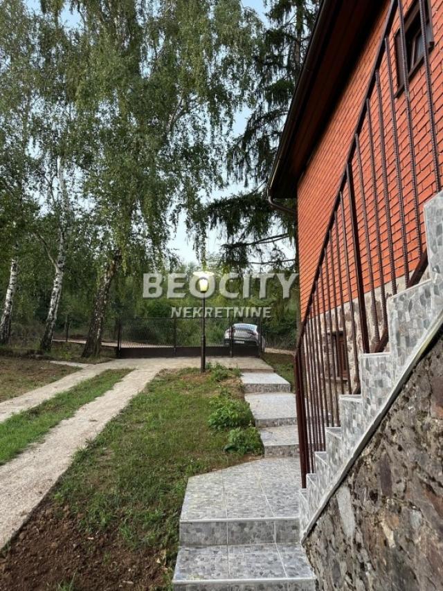 Sremski Karlovci, Fruška gora, Banstol, 4. 5, 170m2, 155000EUR