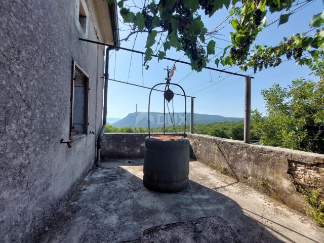 ISTRIEN, LABIN - Steinhaus in der Renovierungsphase mit Meerblick