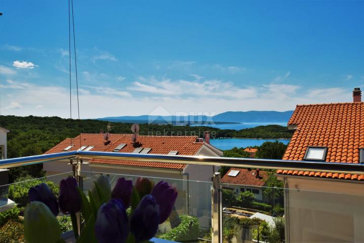 OTOK KRK, NJIVICE - 2S+DB apartman s bazenom i pogledom na more