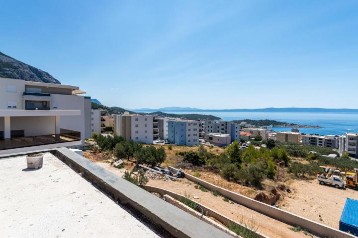 Makarska, NOVOGRADNJA, luksuzna villa s bazenom i pogledom na more