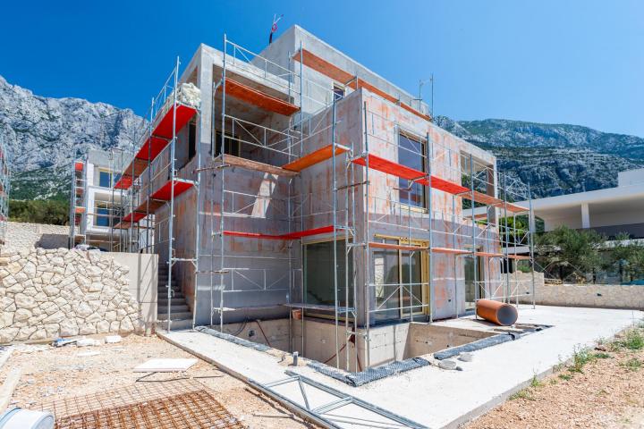 Makarska, NOVOGRADNJA, luksuzna villa s bazenom i pogledom na more