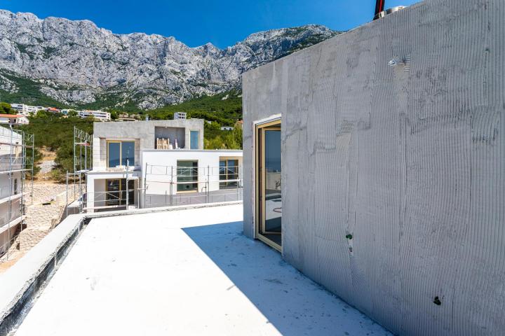 Makarska, NOVOGRADNJA, luksuzna villa s bazenom i pogledom na more