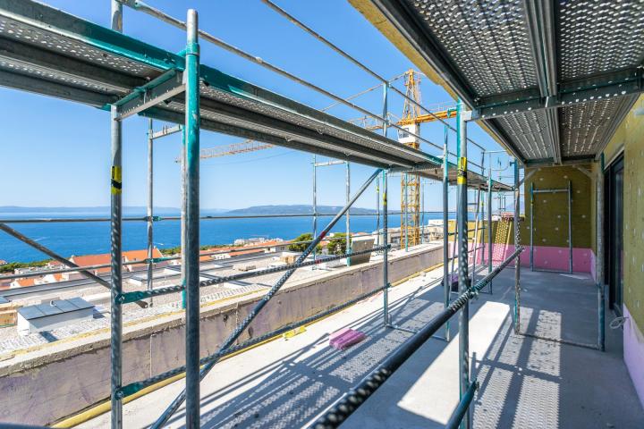 Makarska, penthouse s prostranom terasom i pogledomNKP 105, 56 m2