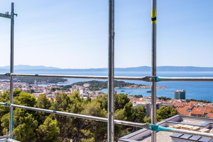 Makarska, penthouse s prostranom terasom i pogledomNKP 105, 56 m2