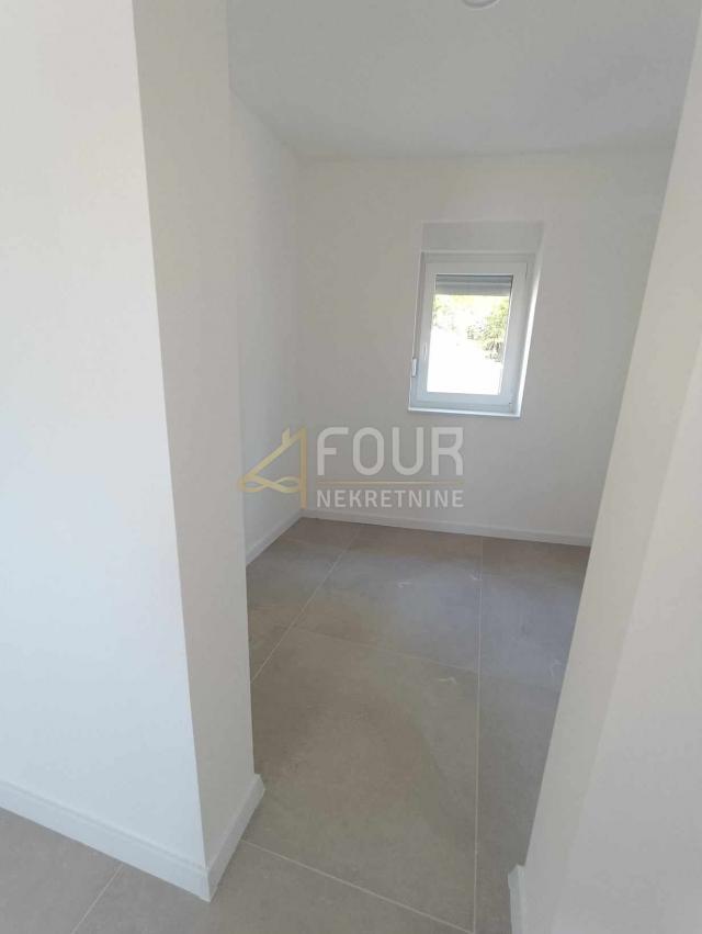 Flat Hreljin, Bakar, 244m2