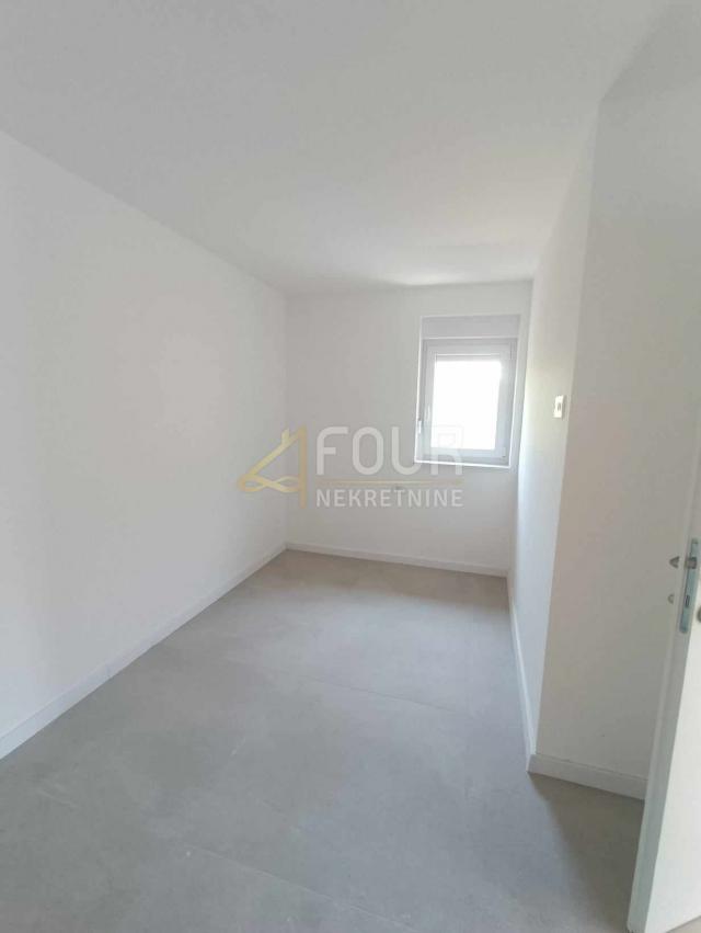 Flat Hreljin, Bakar, 244m2