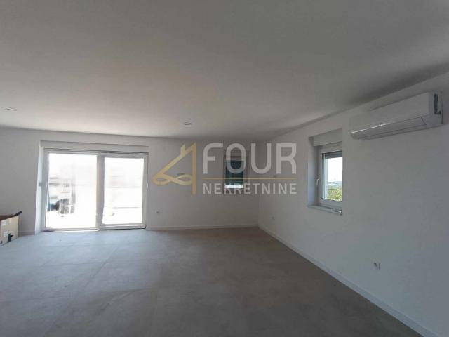 Flat Hreljin, Bakar, 244m2