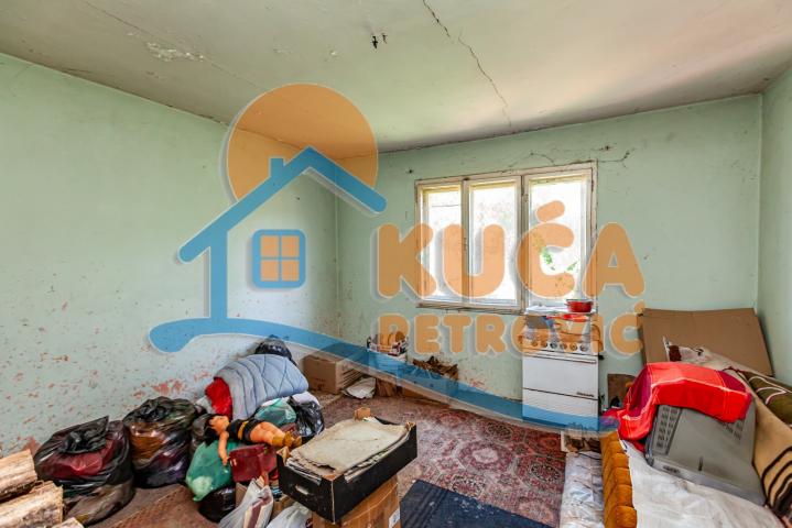 Kuća na Paliluli, 220 m2 na 8 ari placa