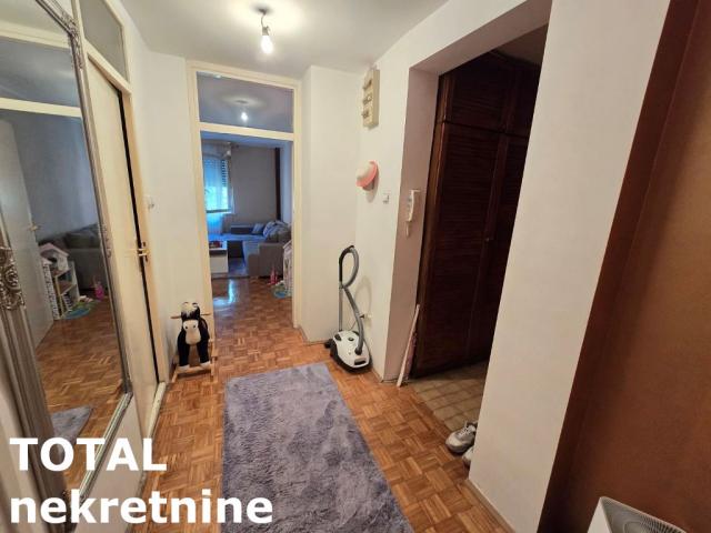 2. 5 Dvoiposoban stan NOVI SAD, 84460€