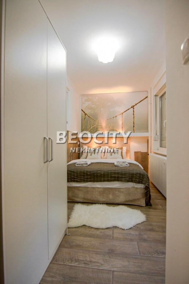 Vračar, Hram Svetog Save, , 2. 0, 43m2, 800EUR