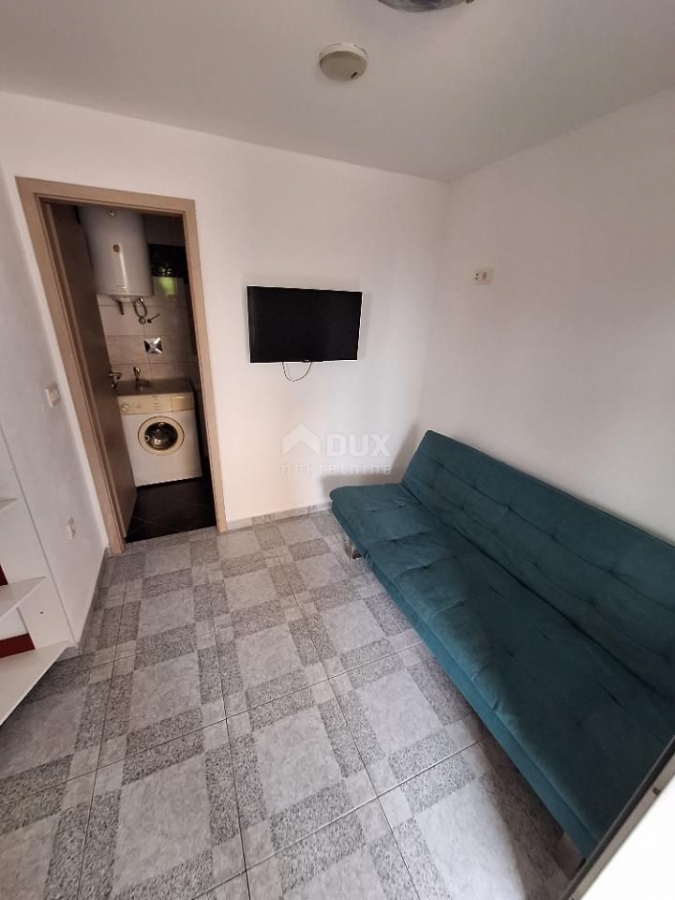 RIJEKA, BULEVARD - 3BR+DB-Wohnung zur Investition mit Meerblick