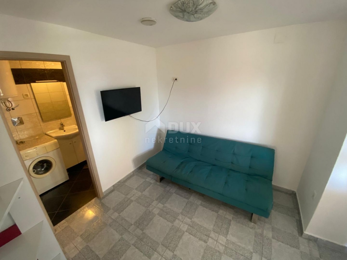 RIJEKA, BULEVARD - 3BR+DB-Wohnung zur Investition mit Meerblick