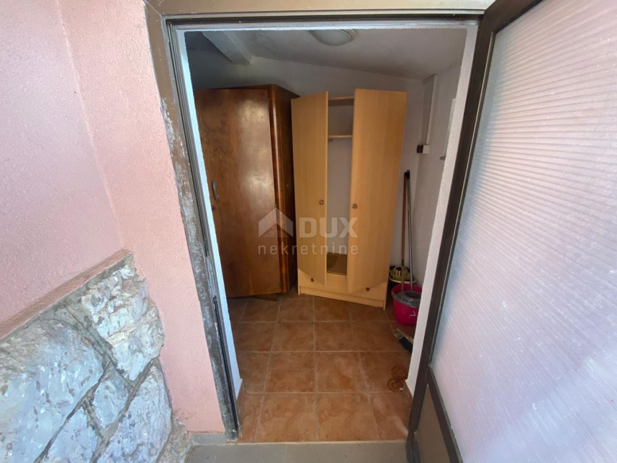 RIJEKA, BULEVARD - 3BR+DB-Wohnung zur Investition mit Meerblick