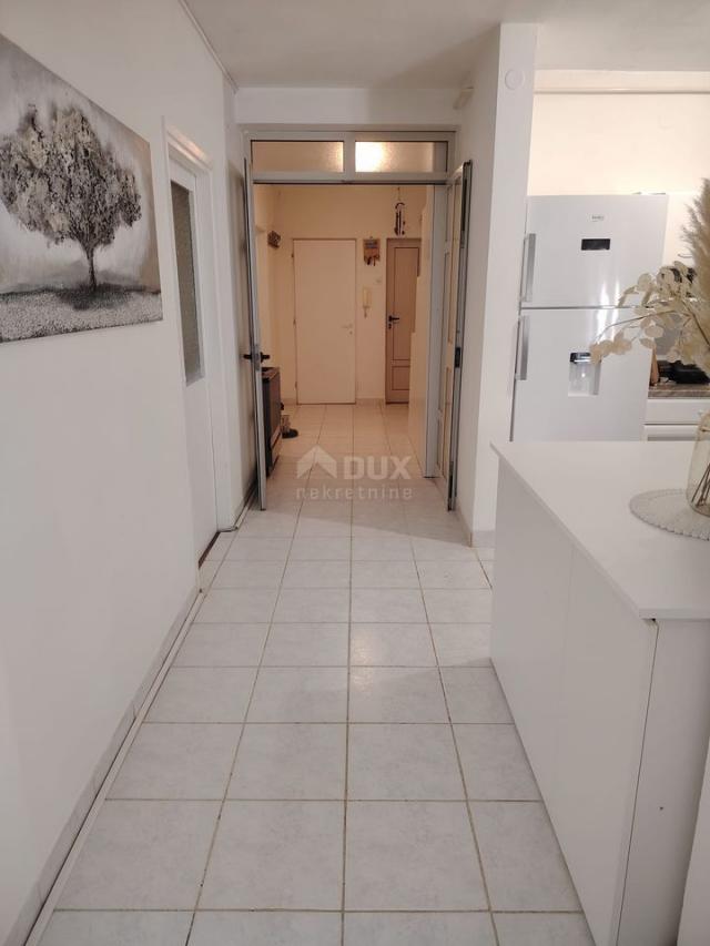 ISTRIEN, PULA - 3BR+DB-Wohnung in Šijana 96 m2 - MEERBLICK!!