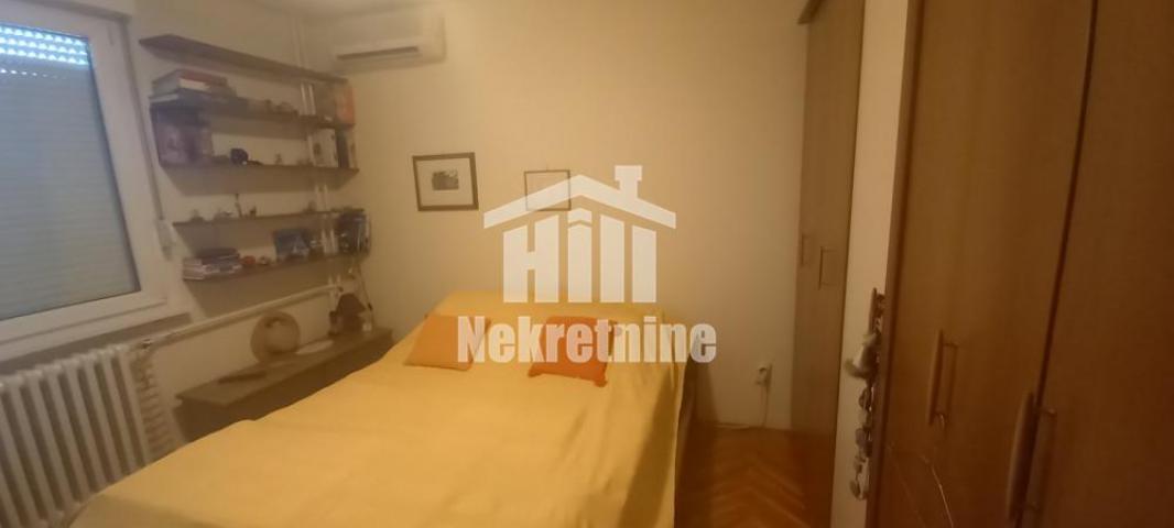 Banovo Brdo, Trebevićka, uknjižen renoviran 3. 0 stan ID#1403