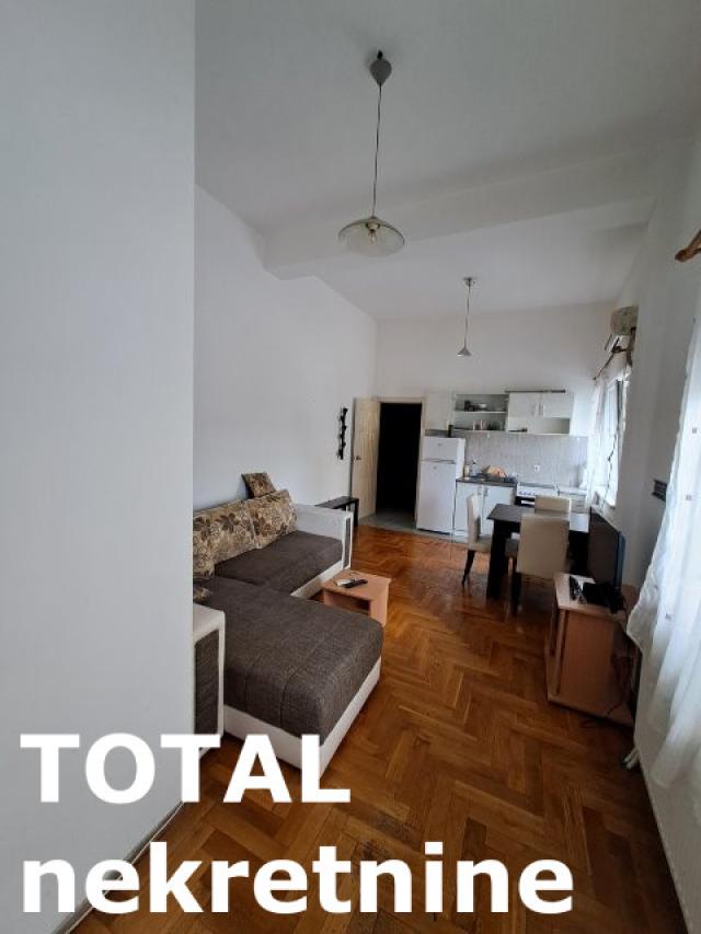 0. 5 Garsonjera NOVI SAD, 60770€