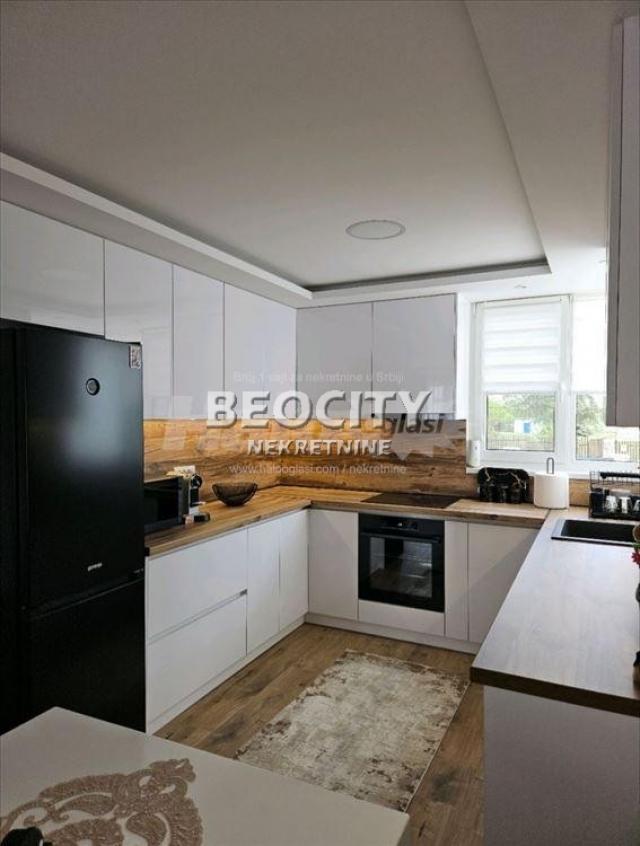 Barajevo, Glumčevo brdo, Glumcevo brdo, 4. 5, 140m2, 255000EUR