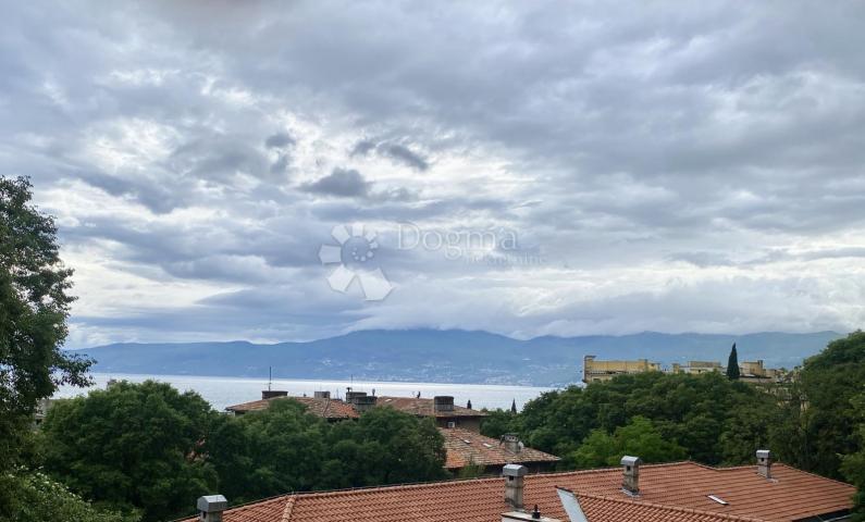 Flat Belveder, Rijeka, 62m2