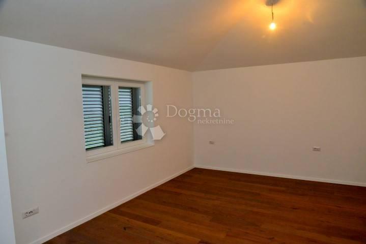 Flat Liganj, Lovran, 113,30m2