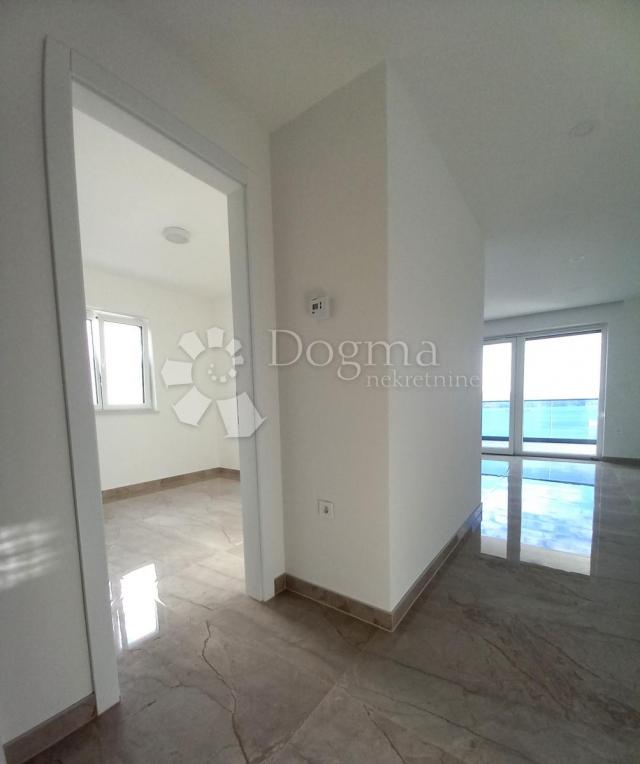 Crikvenica, apartman u novogradnji