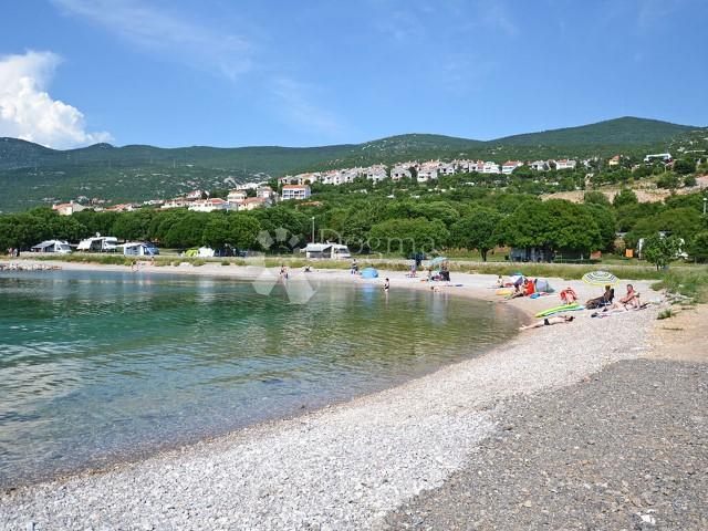 GRAĐEVINSKI TEREN SA GRAĐEVINSKOM DOZVOLIM