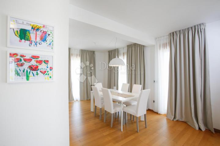 Apartment Povile, Novi Vinodolski, 108,26m2