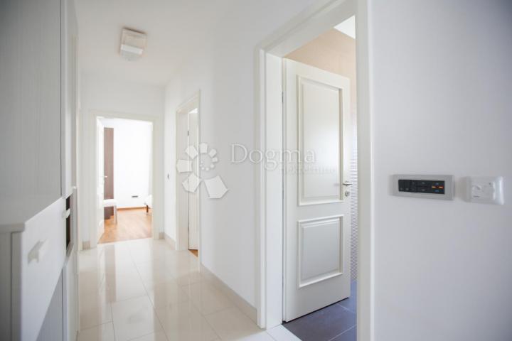 Apartment Povile, Novi Vinodolski, 108,26m2