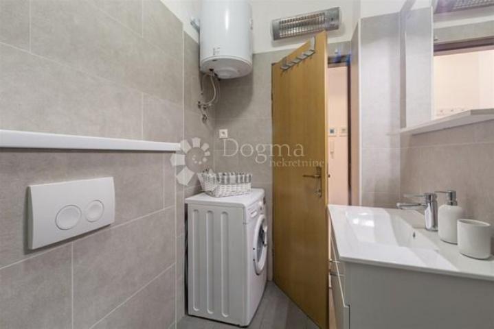 Šarmantan apartman u Vrsaru 40m2