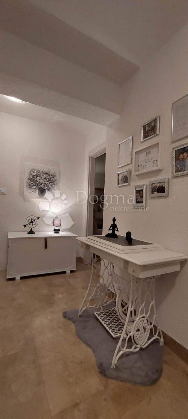 Flat Makarska, 95m2