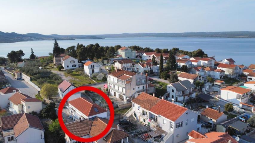 Haus Bilice, Šibenik - Okolica, 100m2