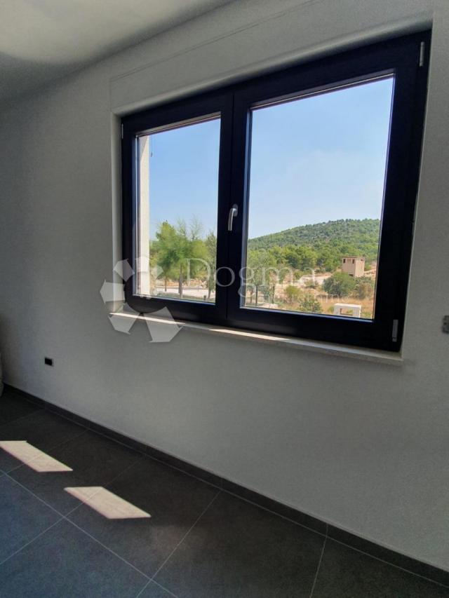 Wohnung Šubićevac, Šibenik, 217,37m2