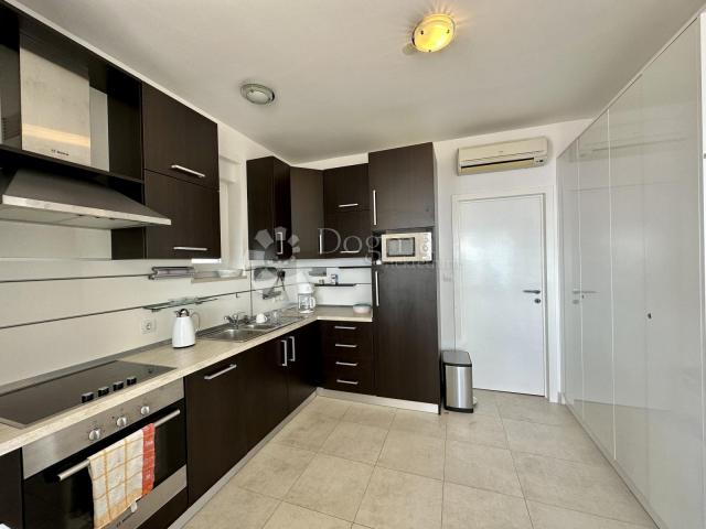 Wohnung Crikvenica, 85m2