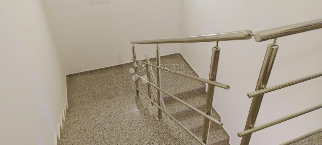 APARTMAN S POGLEDOM NA MORE - MALINSKA