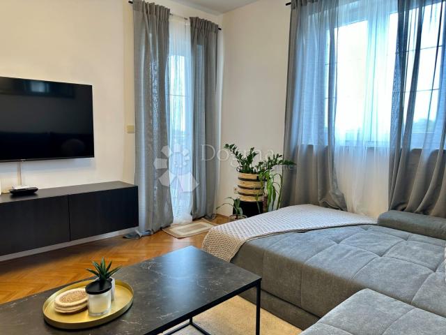 Flat Poreč, 54m2