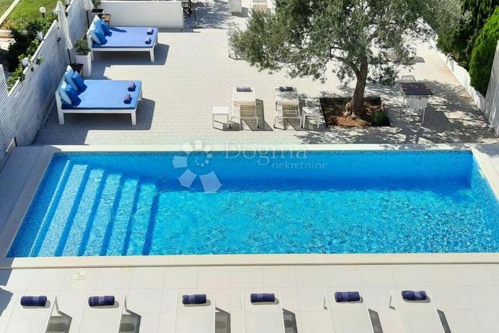 ZADAR BORIK LUXUZNA STAMBENA ZGRADA U FUNKCIJI HOTELA