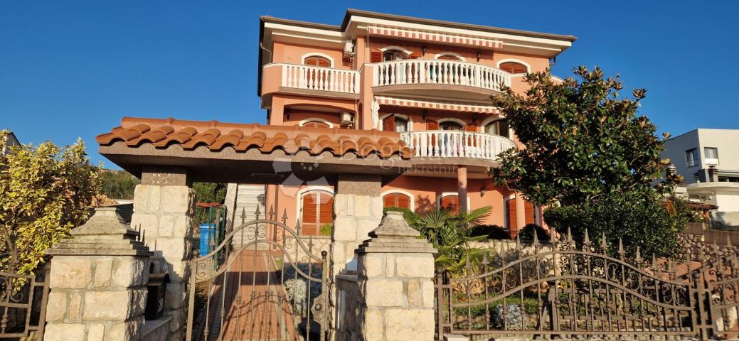 House Kostrena, 399m2