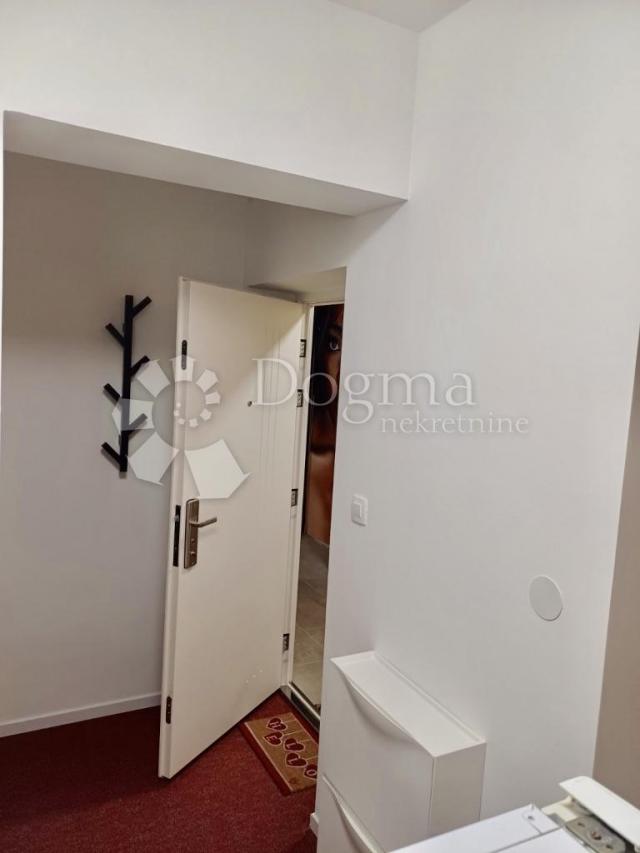 Flat Centar, Rijeka, 52m2